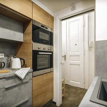 Cozy & Comfortable Apt Walking Anywhere You Want Sen Prague Exterior photo