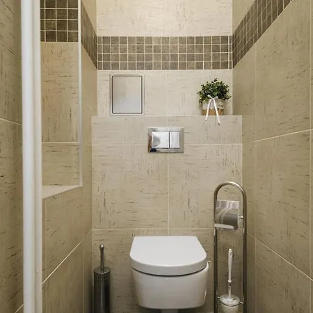 Cozy & Comfortable Apt Walking Anywhere You Want Sen Prague Exterior photo